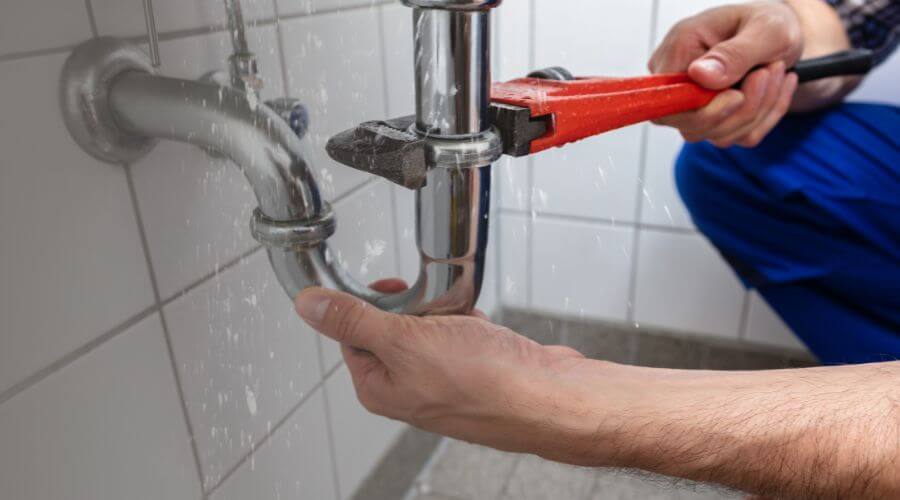 Expert burst pipe repair services in Oakland, AR